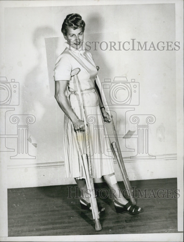 1955 Press Photo Mrs Margaret Proctor Cooper Sablone Former Entertainer - Historic Images