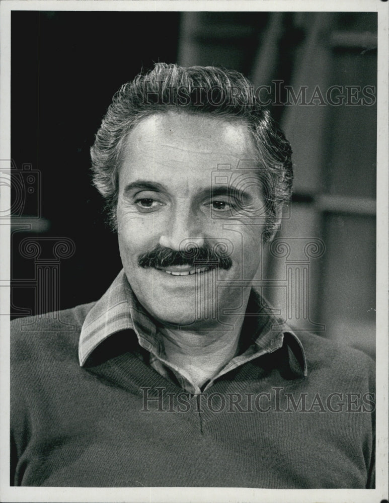 1979 Press Photo Photo Actor Hal Linden - Historic Images