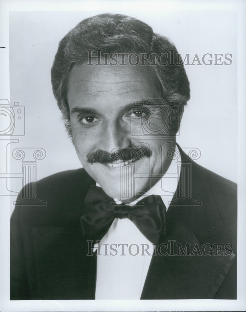 Press Photo Actor Hal Linden - Historic Images