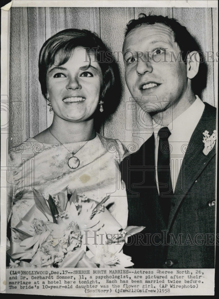 1958 Press Photo Actress Sheree North and Dr Gerhardt Sommer - Historic Images