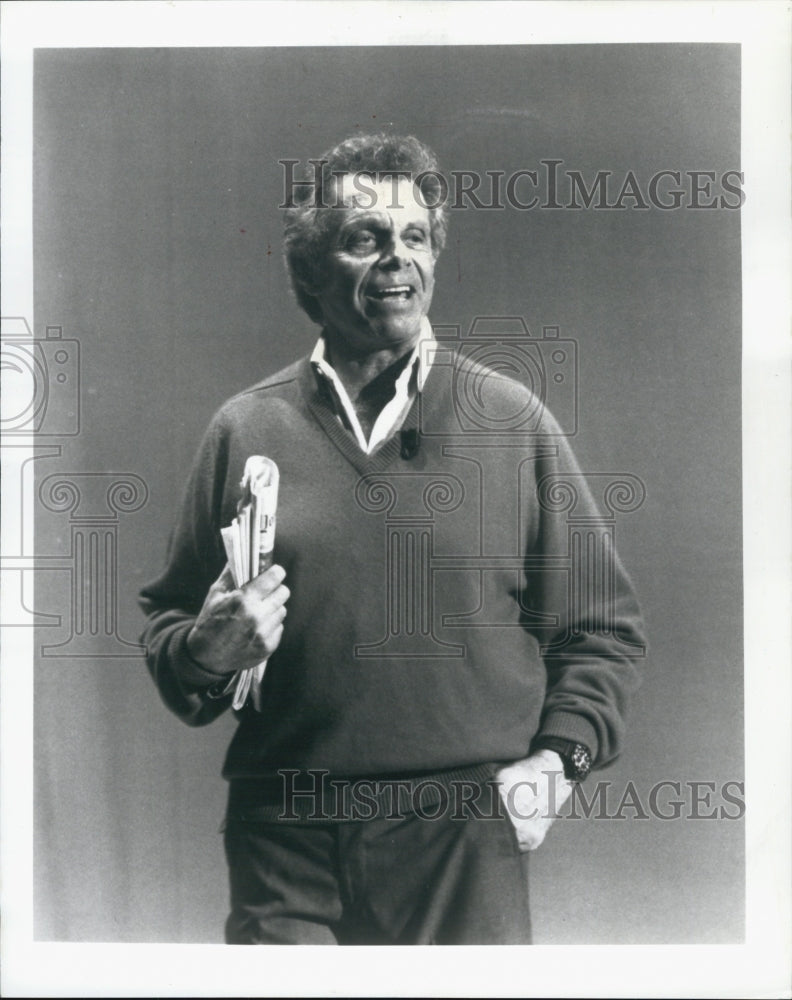 1997 Press Photo Comedian Mort Sahl&#39;s America /Hasty Pudding Theatre - Historic Images