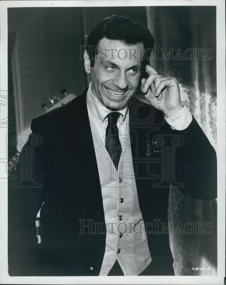 1967 Press Photo Moet Sahl - Historic Images