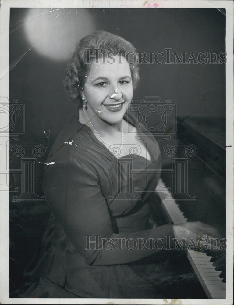 1955 Press Photo Singer Kate Smith &quot;Stage Show&quot; CBS - Historic Images