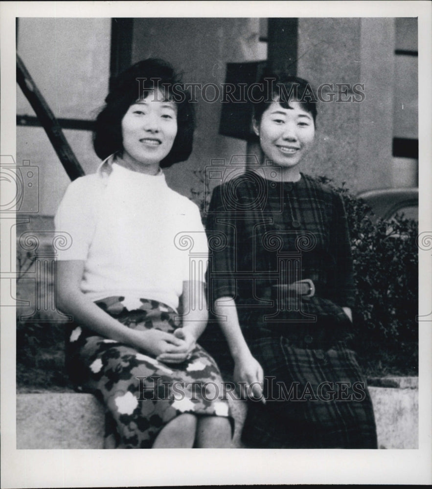 1964 Press Photo Kiyoto Uete and Shizuko Okada on foreign exchange program - Historic Images