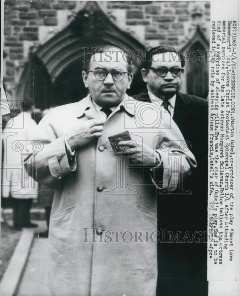 1960 Press Photo Martin Gable Leaving Memorial For Actress Margaret Sullavan - Historic Images