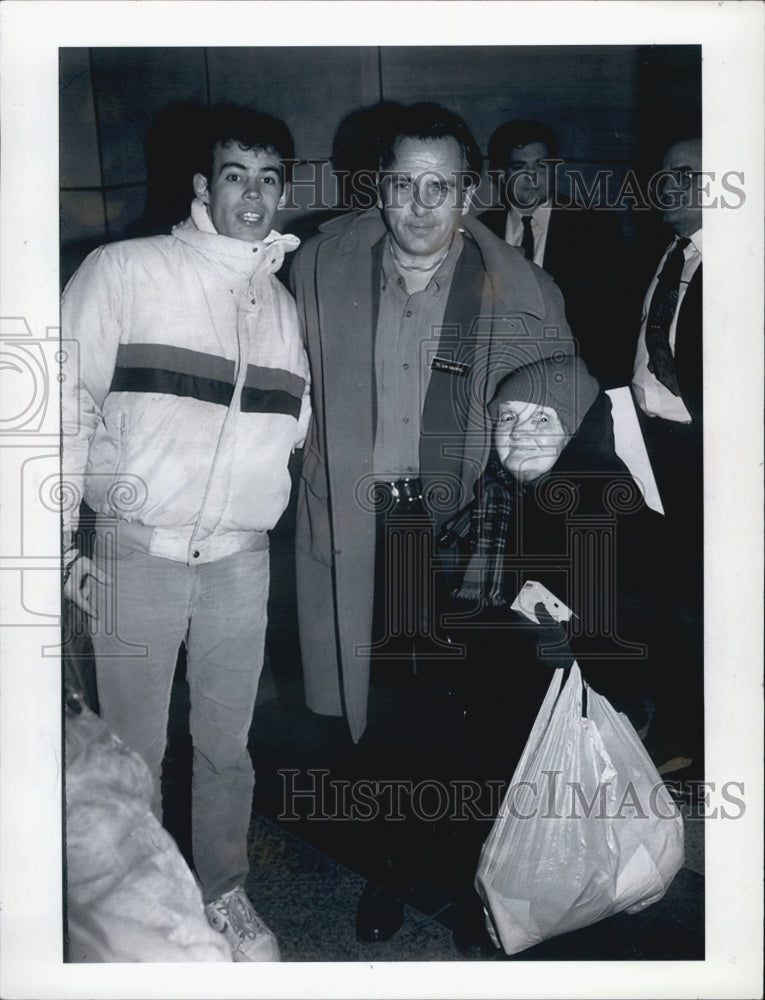 1993 Press Photo Rock Singer Peter Gabriel and Fans - Historic Images