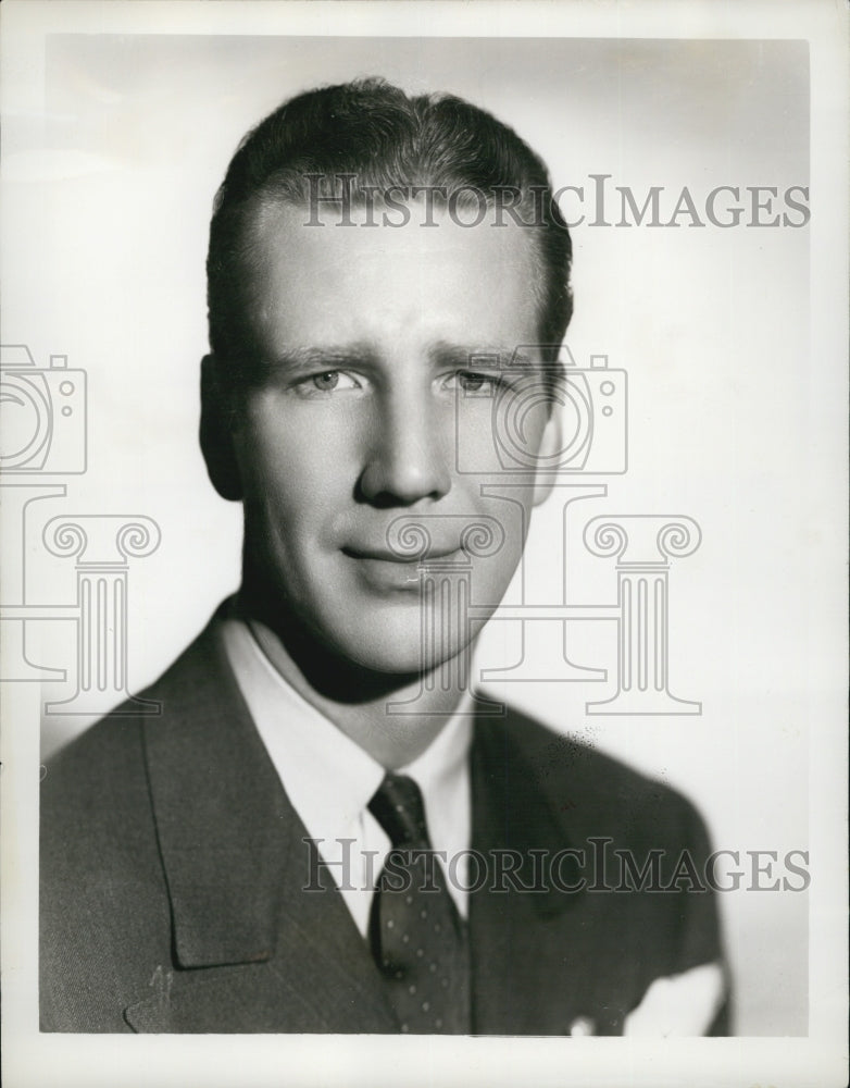 1946 Press Photo Durward Kirby Former Chicago Announcer in &quot;Honeymoon in N.Y.&quot; - Historic Images