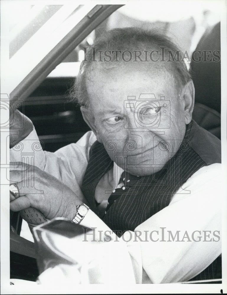 1980 Press Photo billy Barty Guest Stars in CHiPs - Historic Images