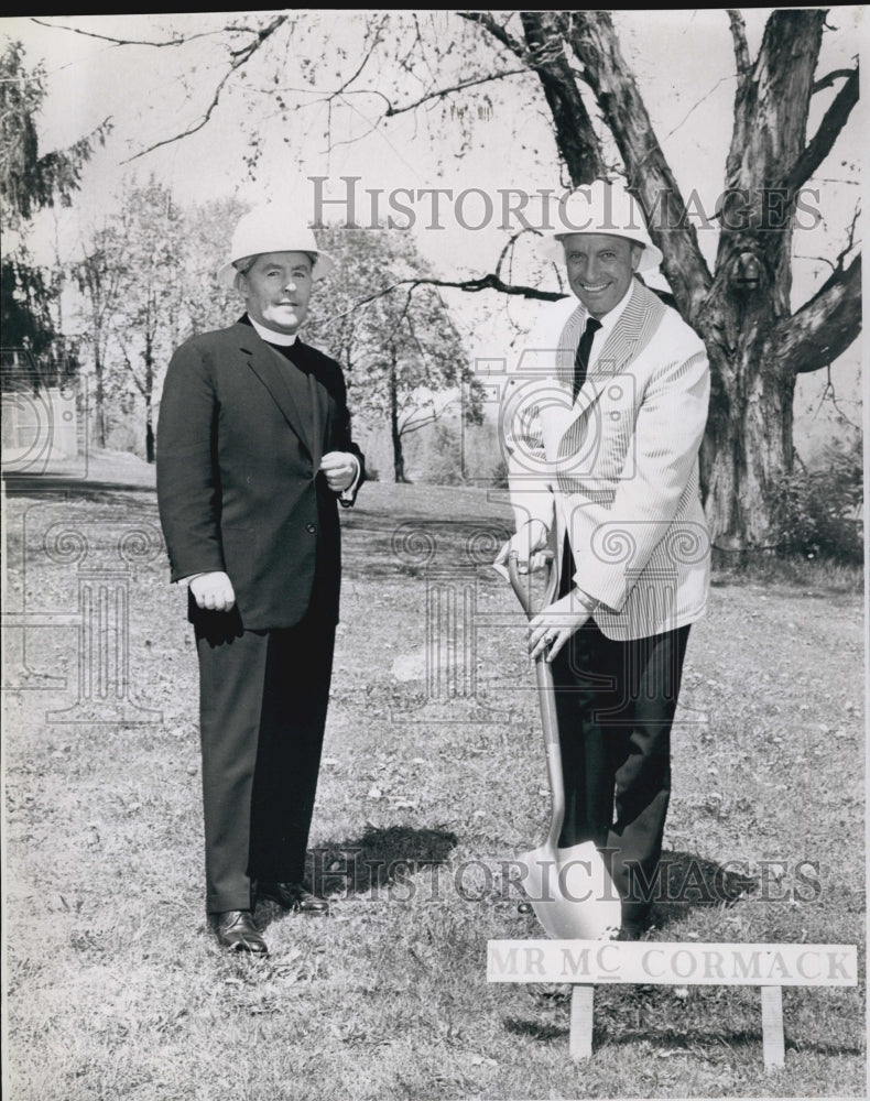 1965 Press Photo Rev. Francis Mackin & Ed McCormack Jr. at chapel groundbreaking - Historic Images
