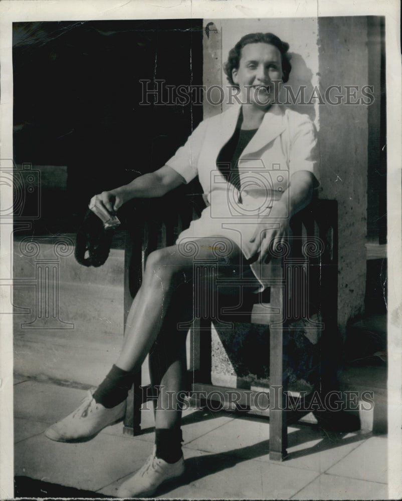 1943 Press Photo Ruth De Marigny Separates From Hushand - Historic Images