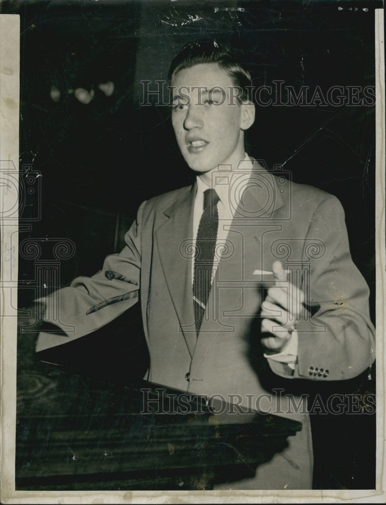 1954 Press Photo Orator,Frederick Markerin HS contest - Historic Images