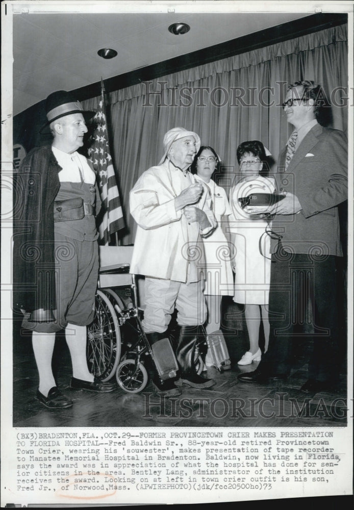 1973 Press Photo Fred Baldwin SrRetired Pronincetown Crier Presents Tapes to Hos - Historic Images