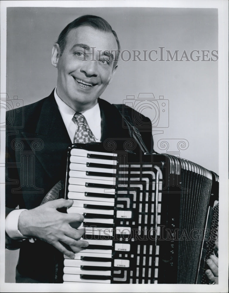 1951 Press Photo Phil Baker - Historic Images