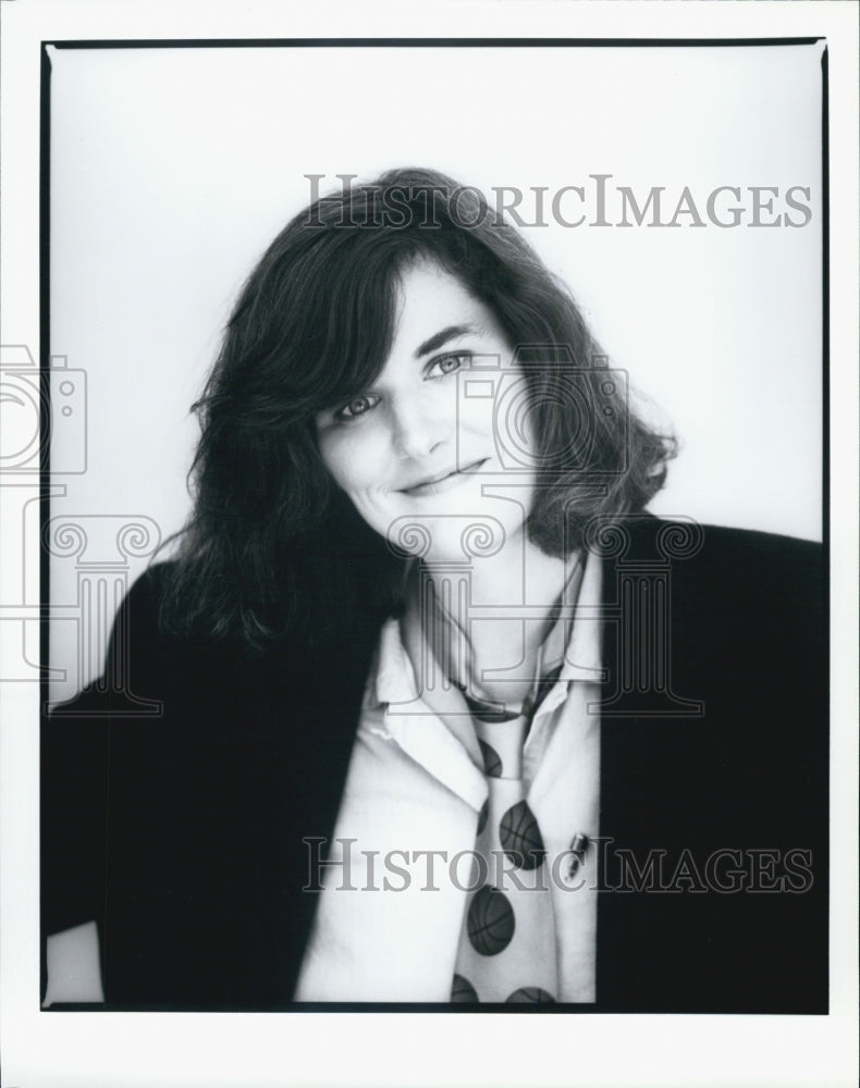 Press Photo Comedian Paula Poundstone posing for photo - Historic Images