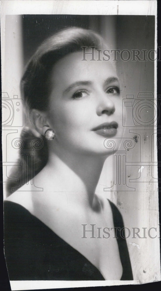 1957 Press Photo Piper Laurie /Actress - Historic Images