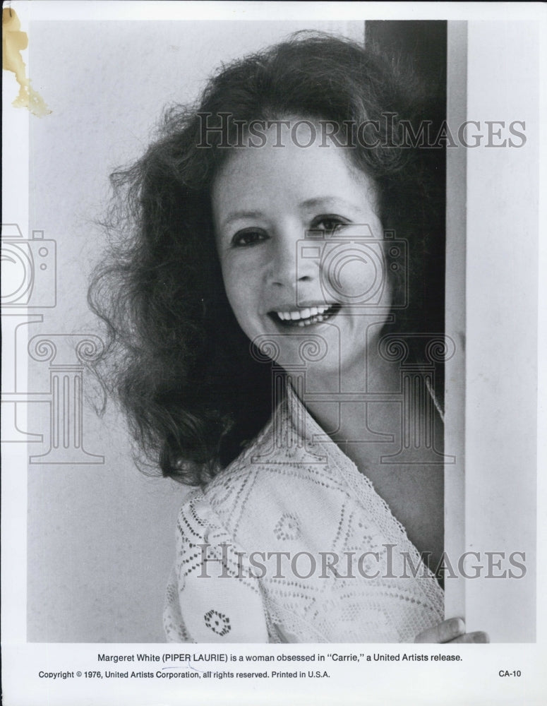 1977 Press Photo Piper Laurie,American actress play as Margaret White. - Historic Images