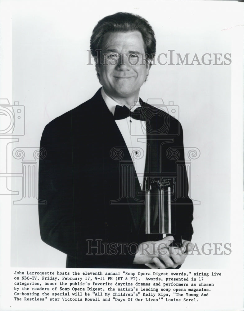 2002 Press Photo John Larroqutte , American actor host the Soap Opera Digest. - Historic Images