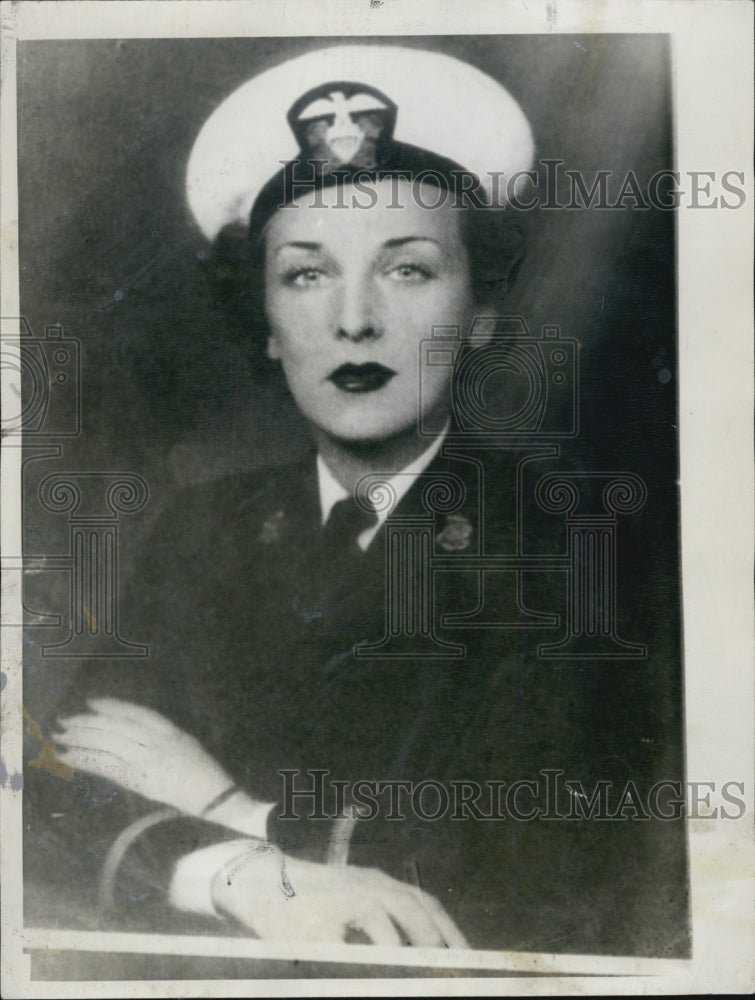 1950 Press Photo Brookline Nurse, Anne Marie Salot - Historic Images