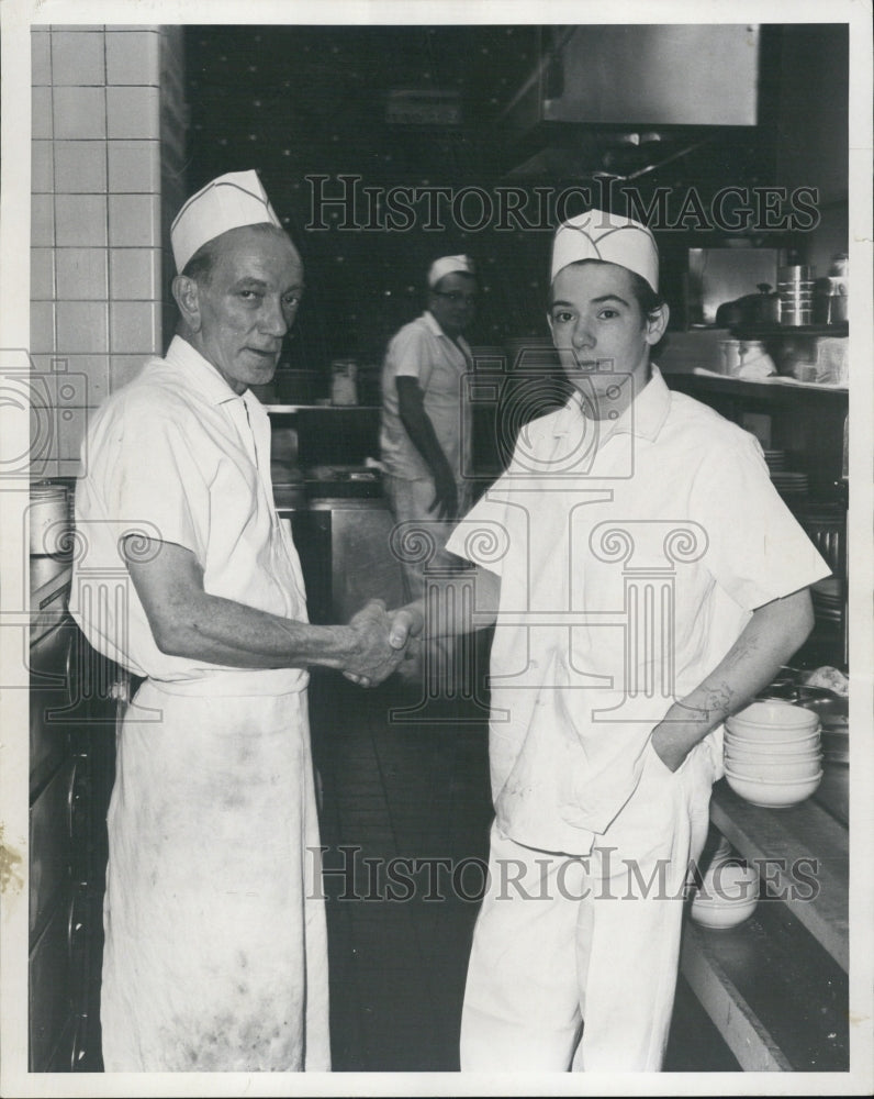 1967 Press Photo Henry A.Ryeson head cook welcome grandson as his assistant. - Historic Images