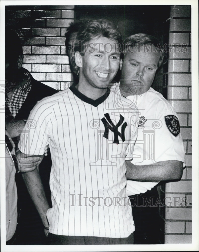 1983 Press Photo Criminal Dominic Cinelli at Wapole Prison - Historic Images