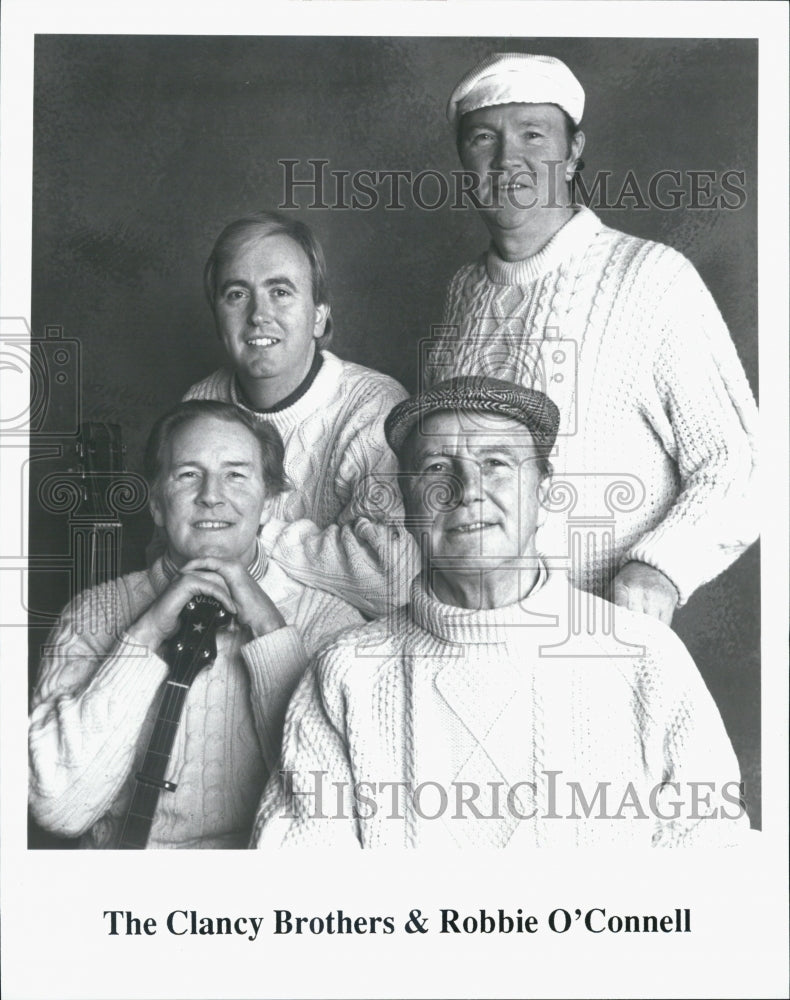 1998 Press Photo Irish Folk Band The Clancy Brothers And Robbie O'Connell - Historic Images