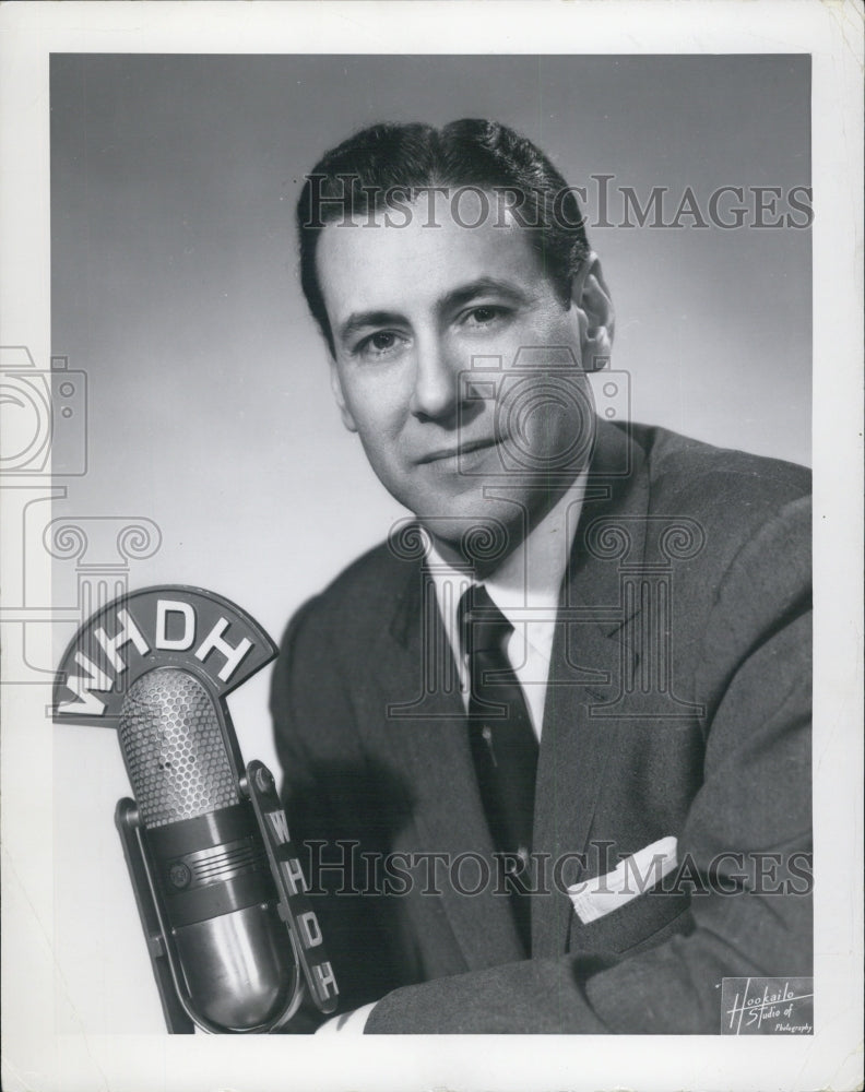 1965 Press Photo WHDH disc jockey Bob Clayton - Historic Images