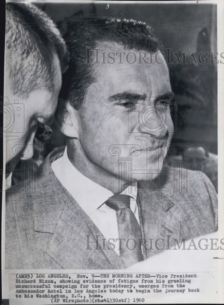 1960 Press Photo Vice Pres Richard Nixon on campaign trail - Historic Images