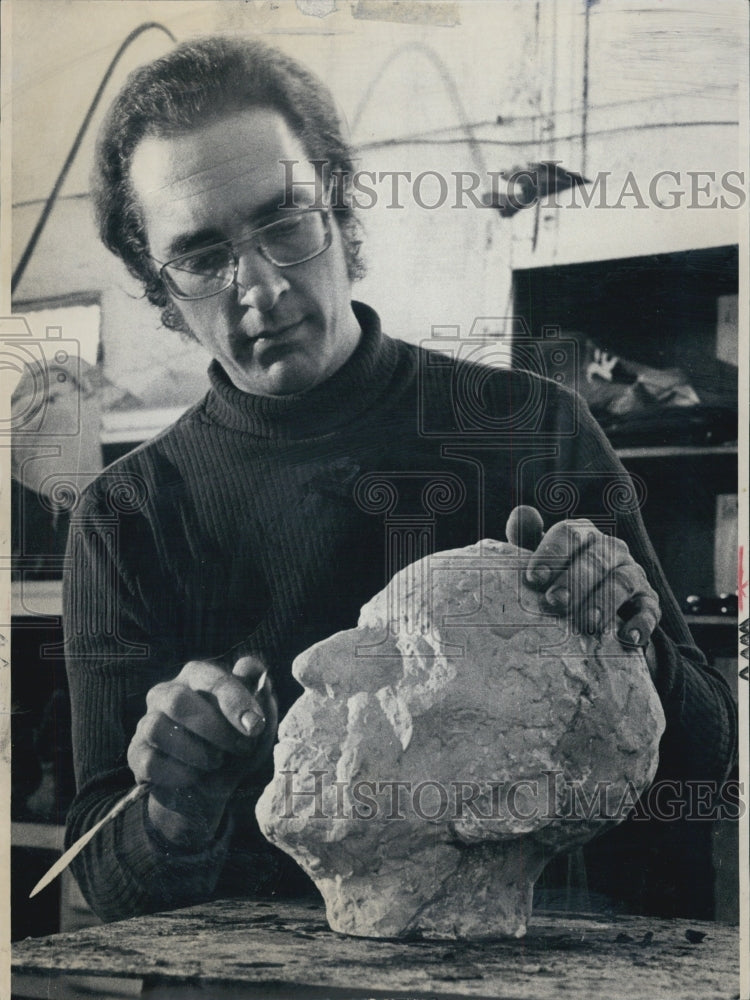 1973 Press Photo Sculptor Peter Rockwell ,Art Historian and Son of Norman - Historic Images