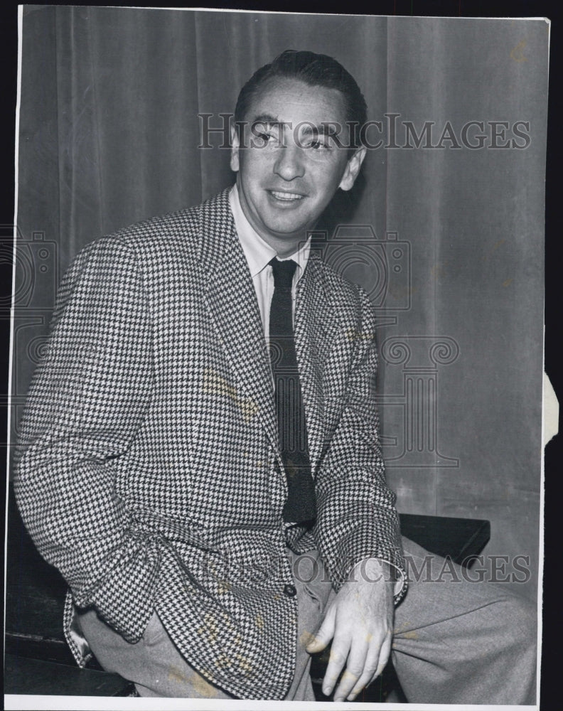 1952 Press Photo Actor Macdonald Carey for &quot;Hope Chest&quot; - Historic Images