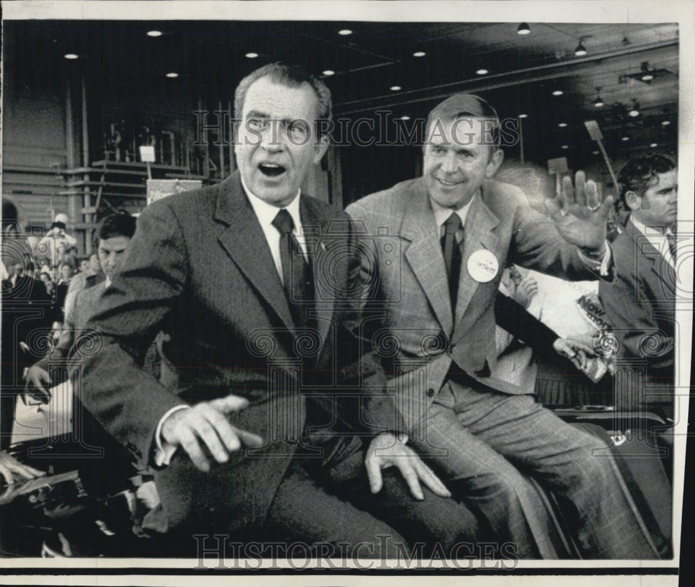 1972 Press Photo President Richard Nixon & Dewwy Bartlett - Historic Images