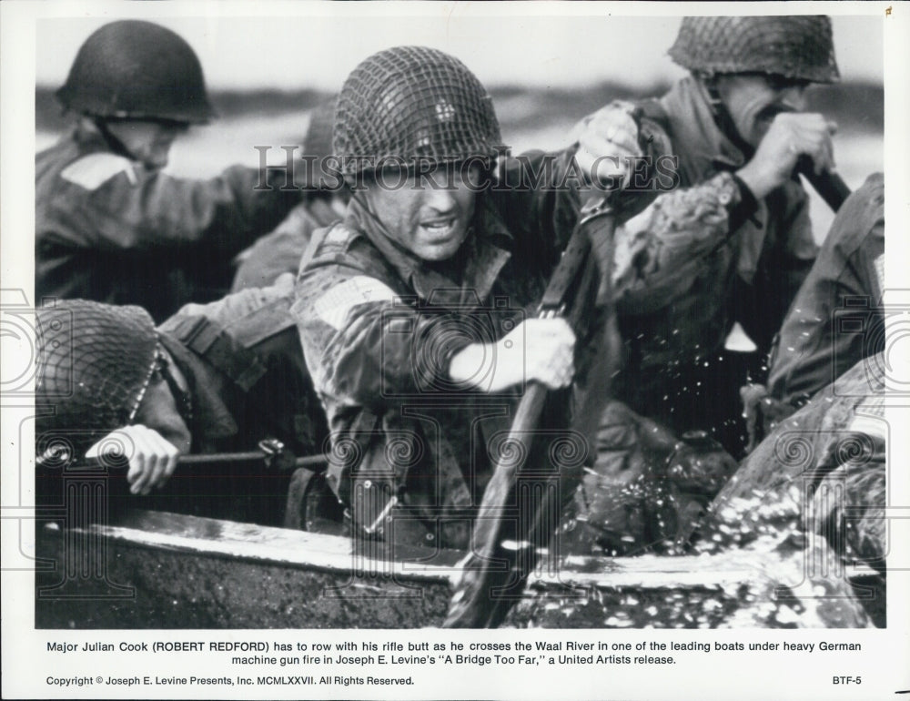 1977 Press Photo Robert Redford, Actor in &quot;A Bridge Too Far&quot; - Historic Images