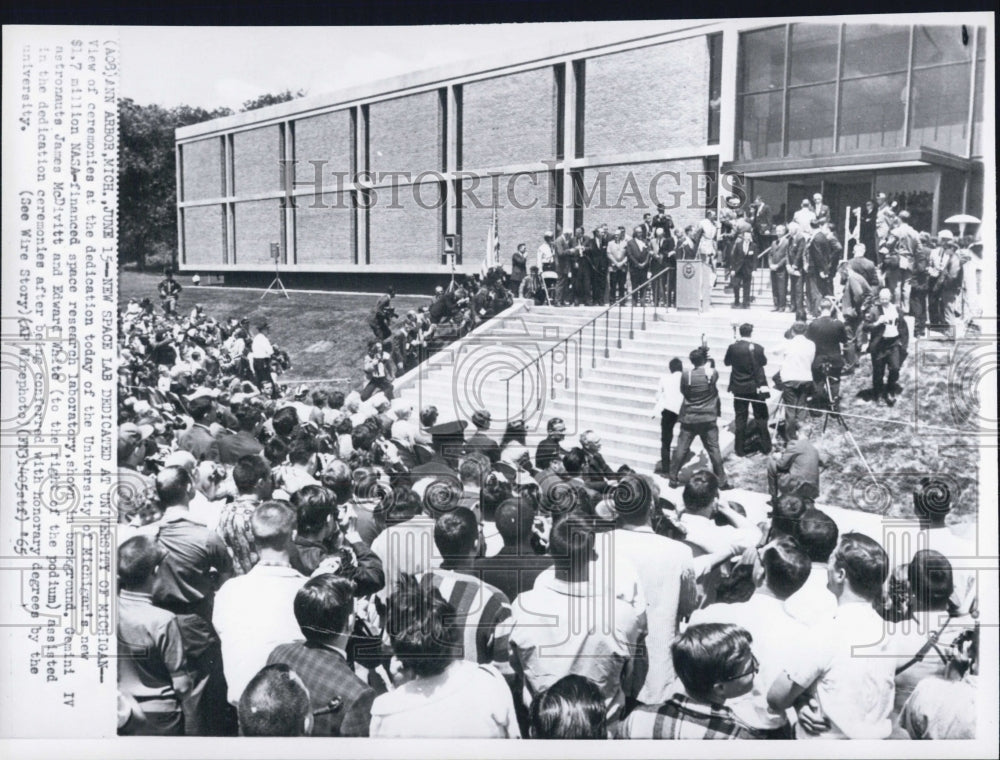 1965 Press Photo Space Lab at University of MIchigan - Historic Images