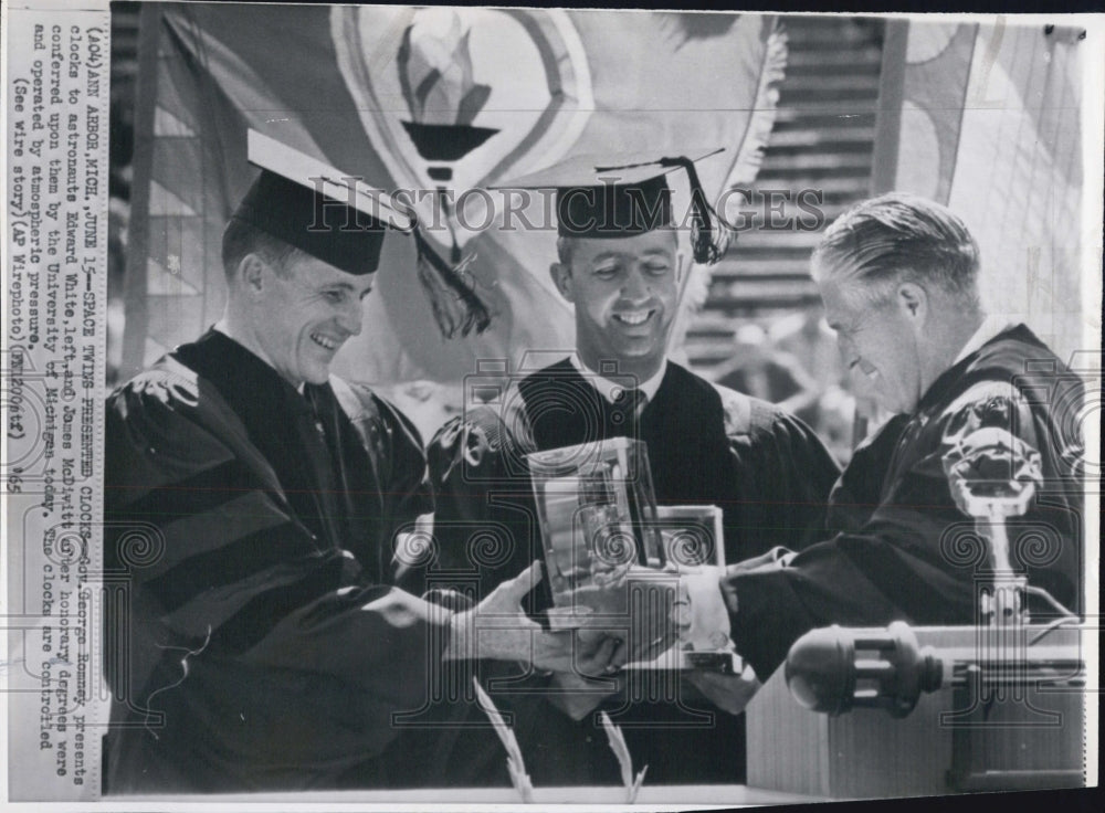 1965 Press Photo Astronauts received honorary degree. - Historic Images