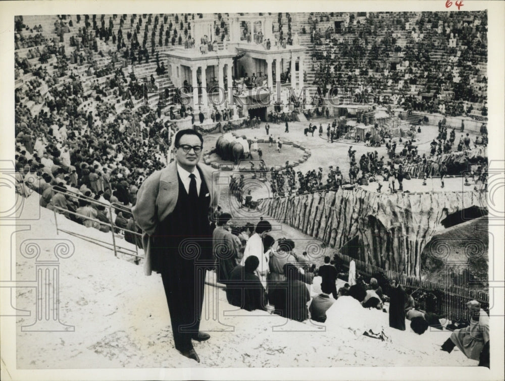 1968 Press Photo Dino De Laurentiis,Italian Film Producer of &quot;Barbarella&quot; and - Historic Images