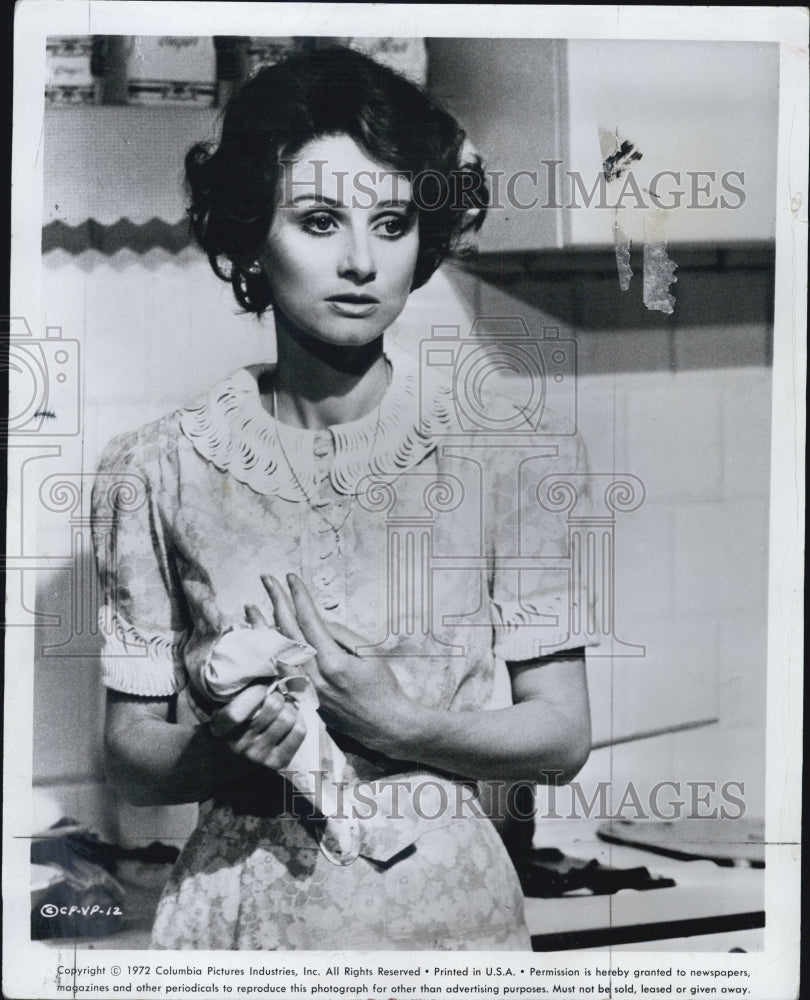 1972 Press Photo Actress Jill Ireland in "The Valichi Papers" - Historic Images