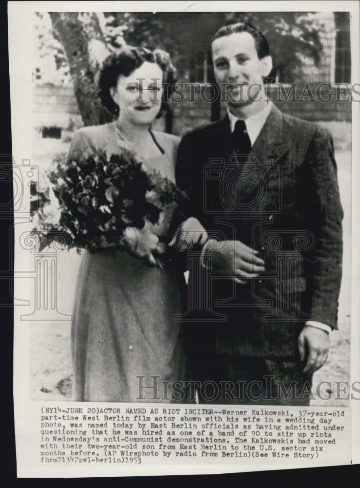 1953 Press Photo Actor Werner Kalkowsi and wife ,named as a riot inciter - Historic Images