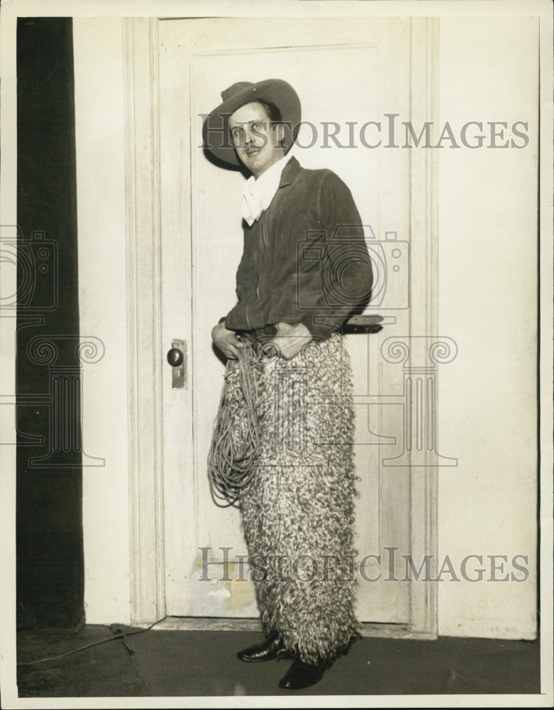 1935 Press Photo Actor Eric Kalkhurst &quot;Rogers Memorial Day&quot; - Historic Images