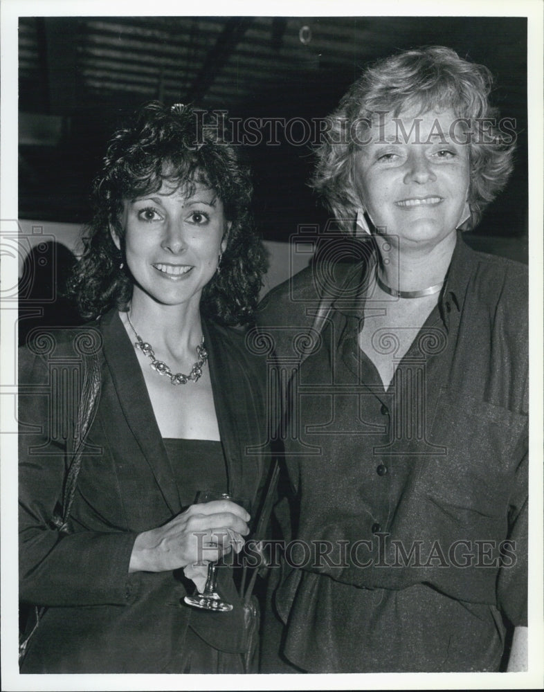 1986 Press Photo Toni Kalem &amp; Joyce Van Patten from &quot;Billy Galvin&quot; - Historic Images