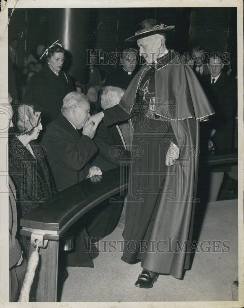 1960 Press Photo Cardinal Cushing in Boston - Historic Images