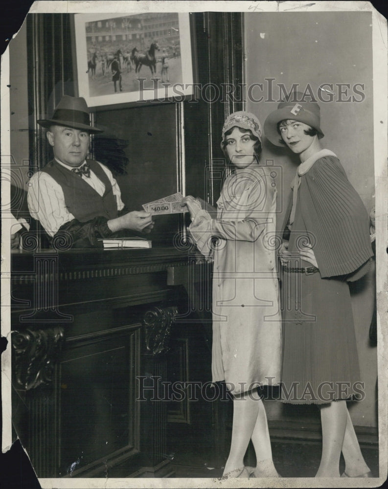 1928 Press Photo Betty Sherman and boxing trainer Eddie Mack - Historic Images
