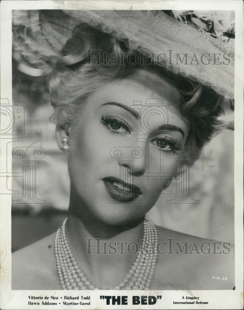 1955 Press Photo Actress Martine Carol in &quot;The Bed&quot; - Historic Images