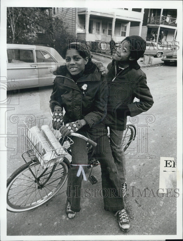 1973 Press Photo Donna Bryon and Laurence J.Fishburn. - Historic Images