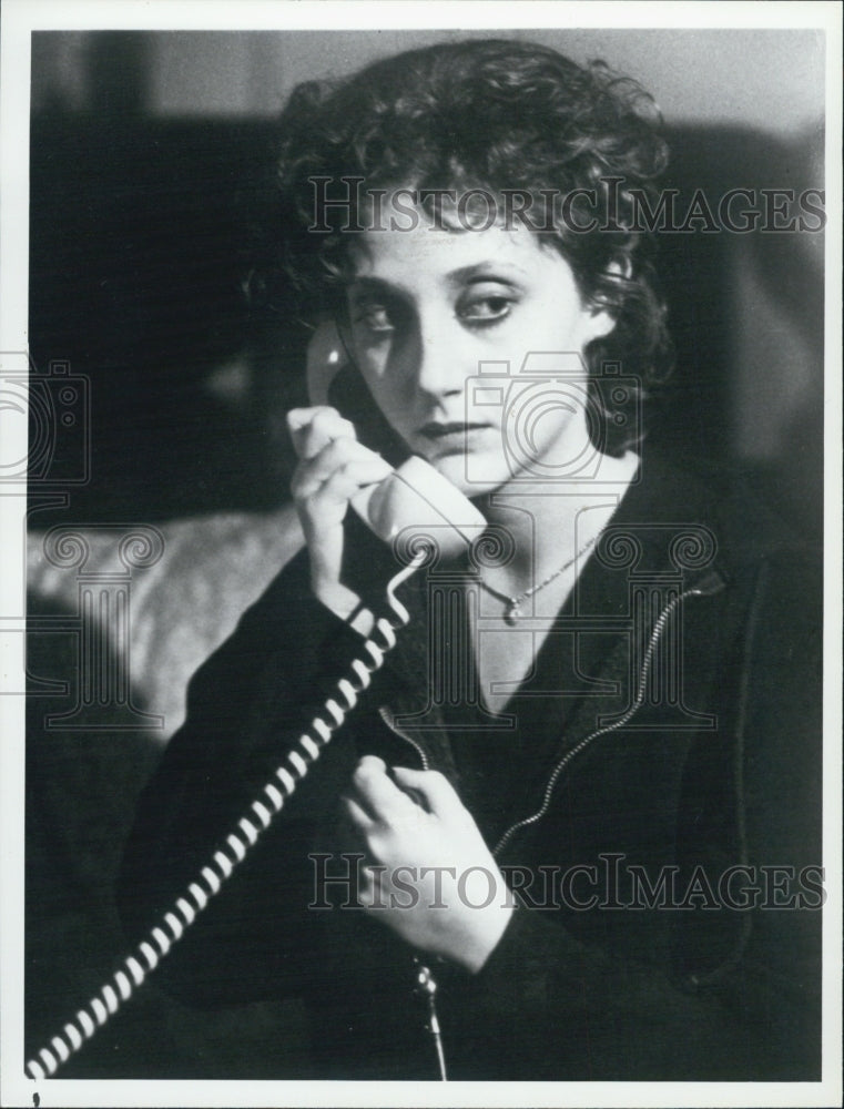 1984 Press Photo Carol kane in "When a stranger calls" - Historic Images