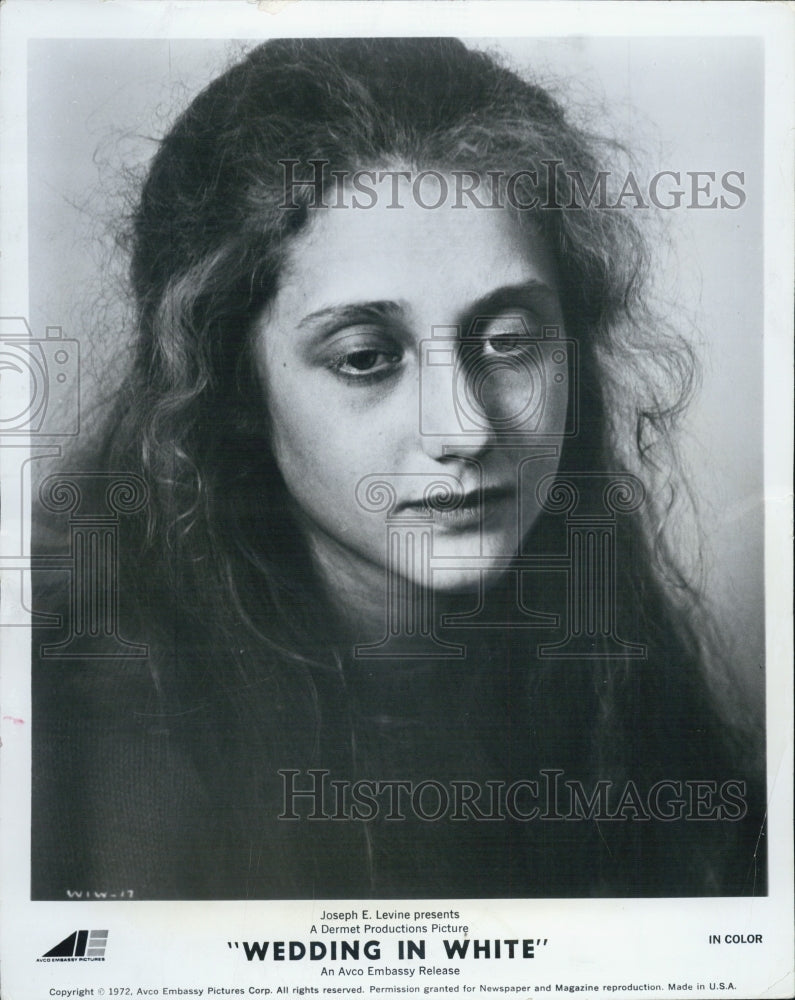 1976 Press Photo Carol Kane stars in "Wedding in White" - Historic Images