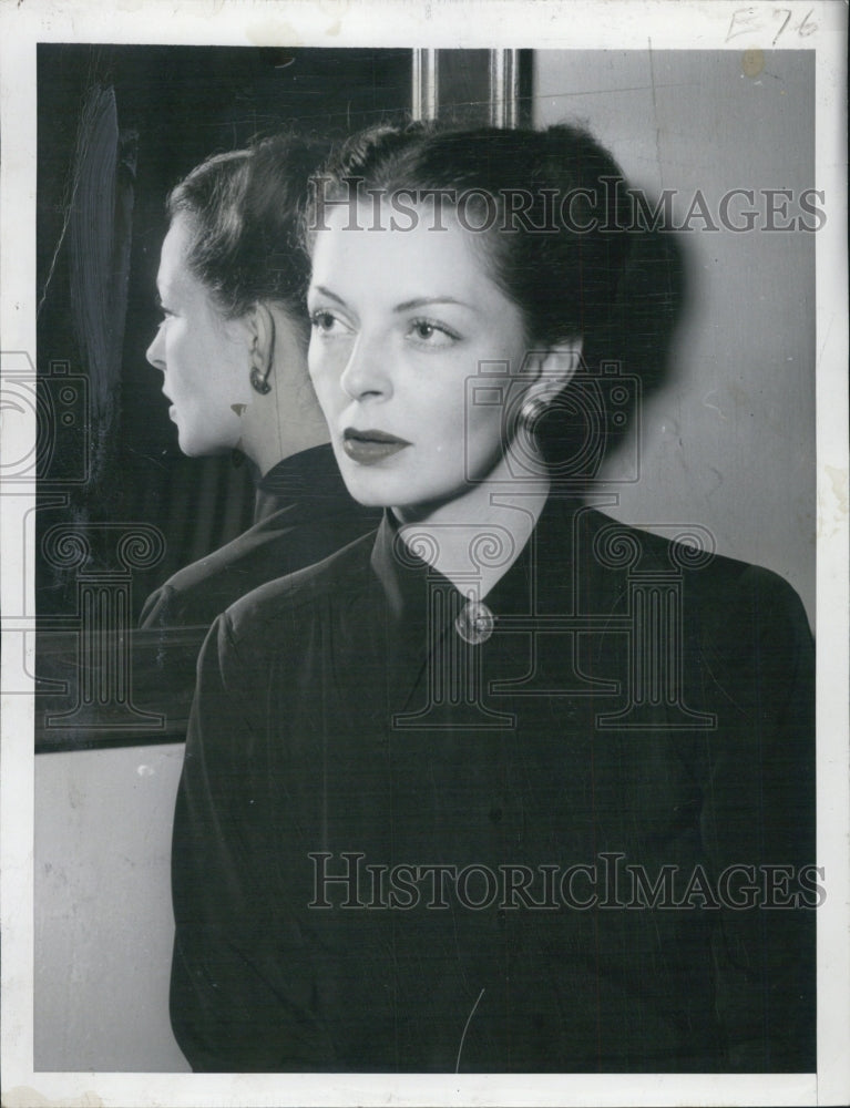 1948 Press Photo Mrs. Nancy Choremi Awaits Verdict on Morals Charge - Historic Images