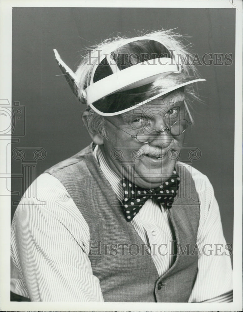 Press Photo Actor Bob Kaliban star in Drawing Power. - Historic Images