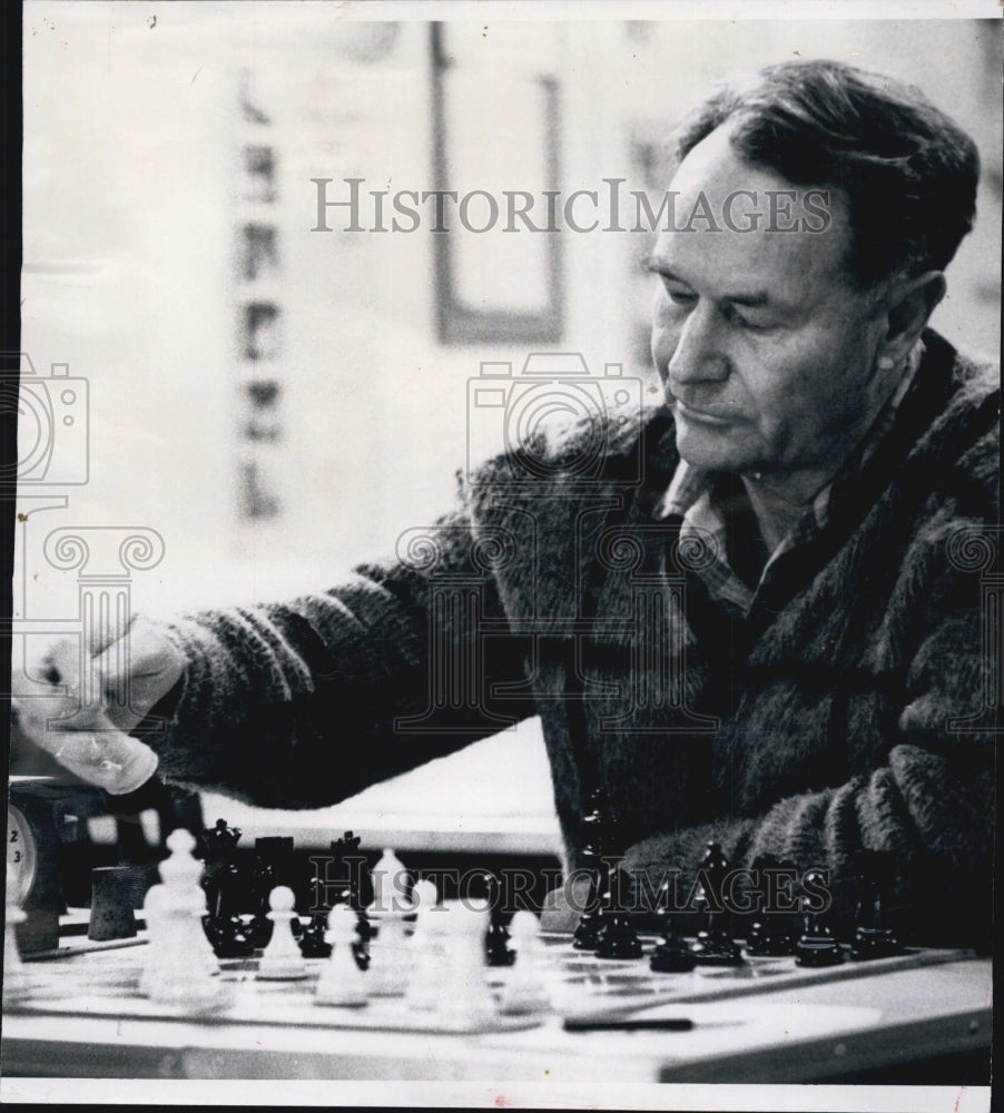 1968 Press Photo Benjamin Thurston at Tournament of Washington Chess Federation - Historic Images