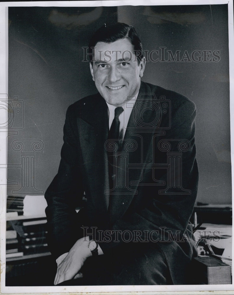 1955 Press Photo Andrew Heiskell Publisher &amp; Vice President Of Life Magazine - Historic Images