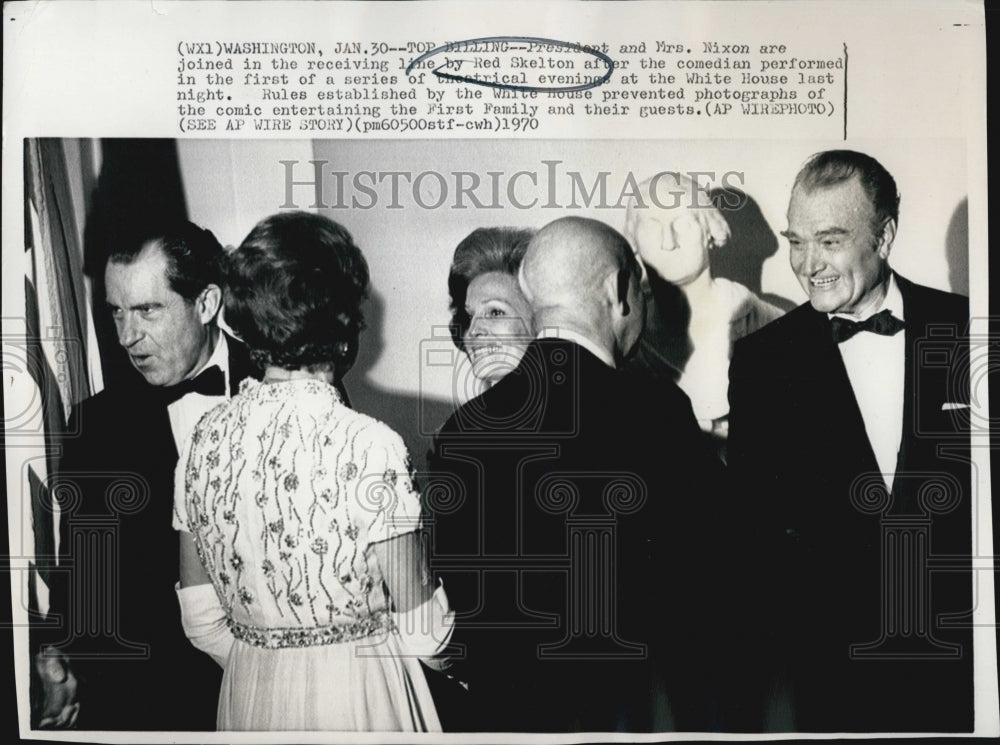 1970 Press Photo President &amp; Mrs Nixon Welcoming Comedian Red Skelton - Historic Images