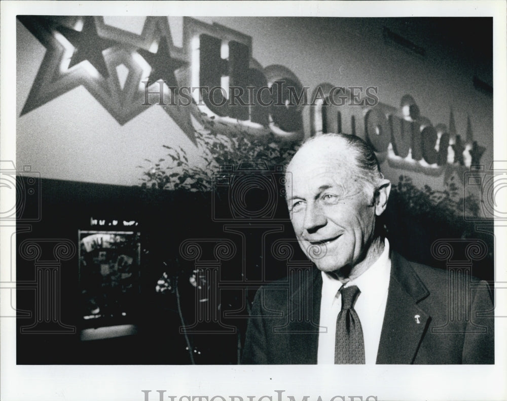 1983 Press Photo Air Force General Chuck Yeager - Historic Images